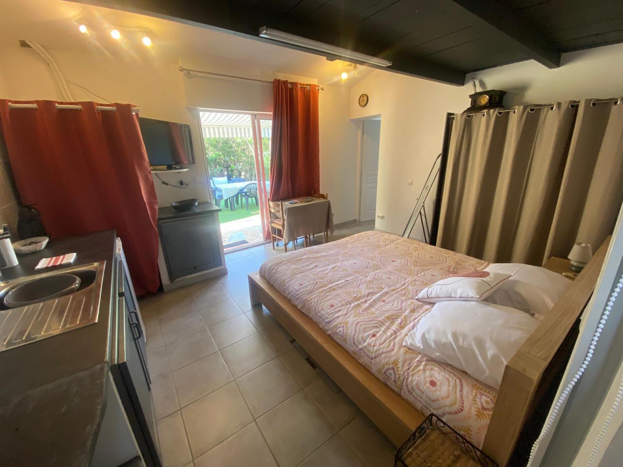 Proche Ajaccio Maisonnette Independante 4 Personnes Au Calme Alata Luaran gambar