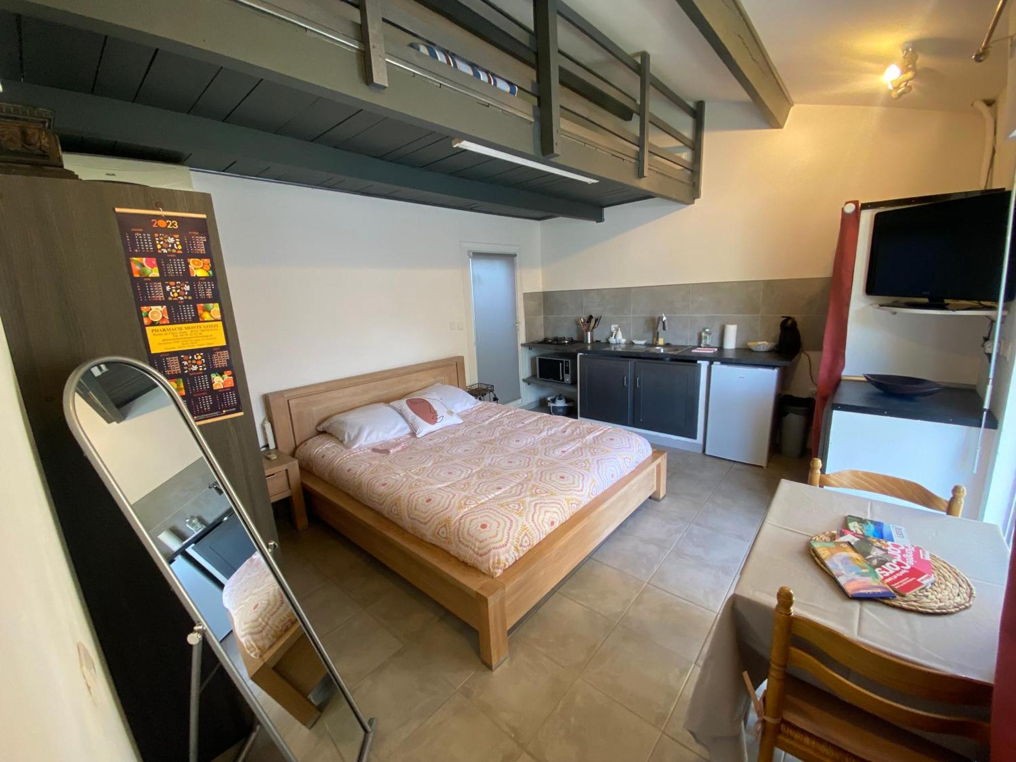Proche Ajaccio Maisonnette Independante 4 Personnes Au Calme Alata Luaran gambar